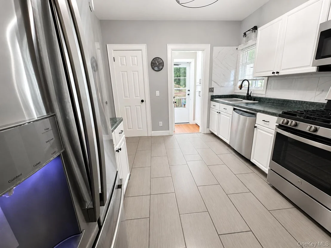 Photo of 312 Bay Street