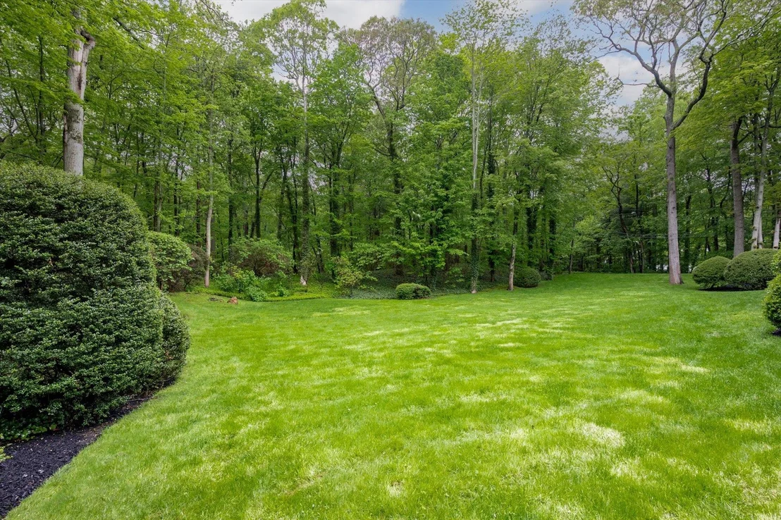 Photo of 84 Saw Mill Road