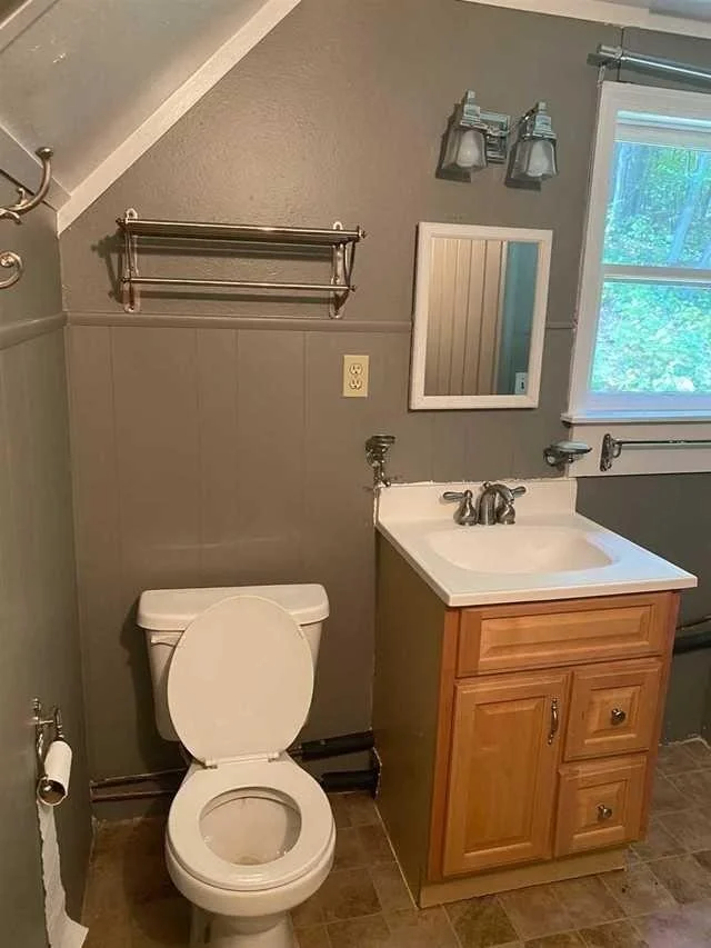 Photo of 407 TOMPKINS Road
