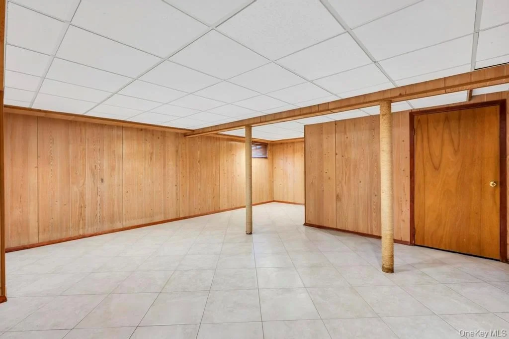 Photo of 2585 Oceanside Road