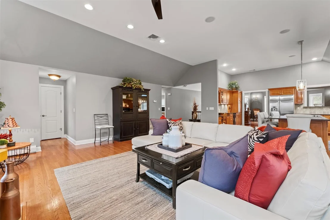Photo of 54 Queens Way