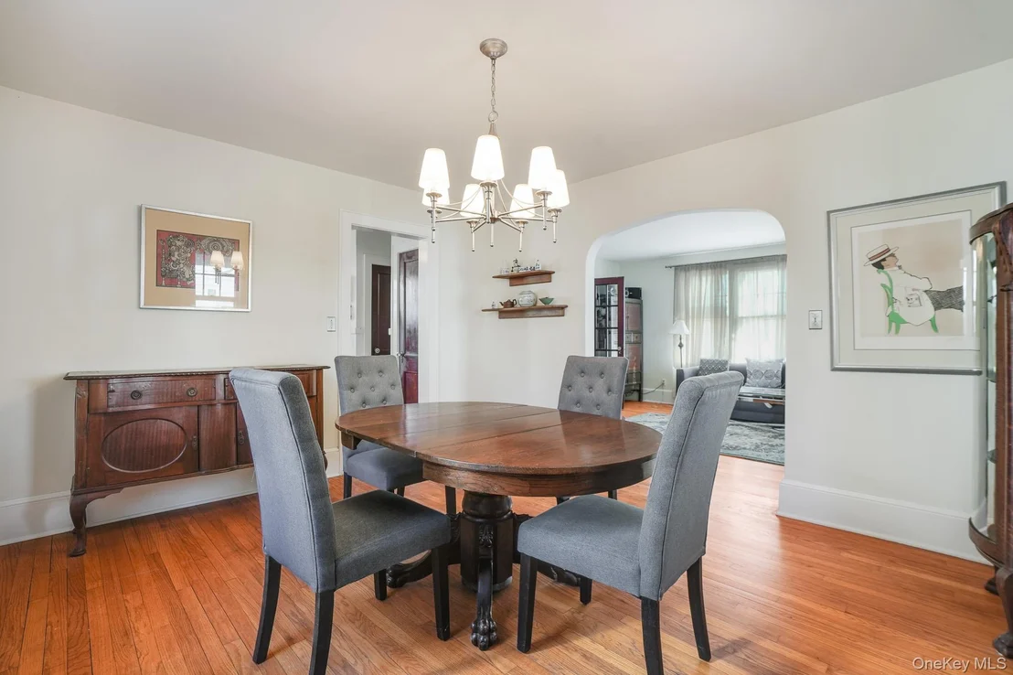 Photo of 31 Wilson Boulevard