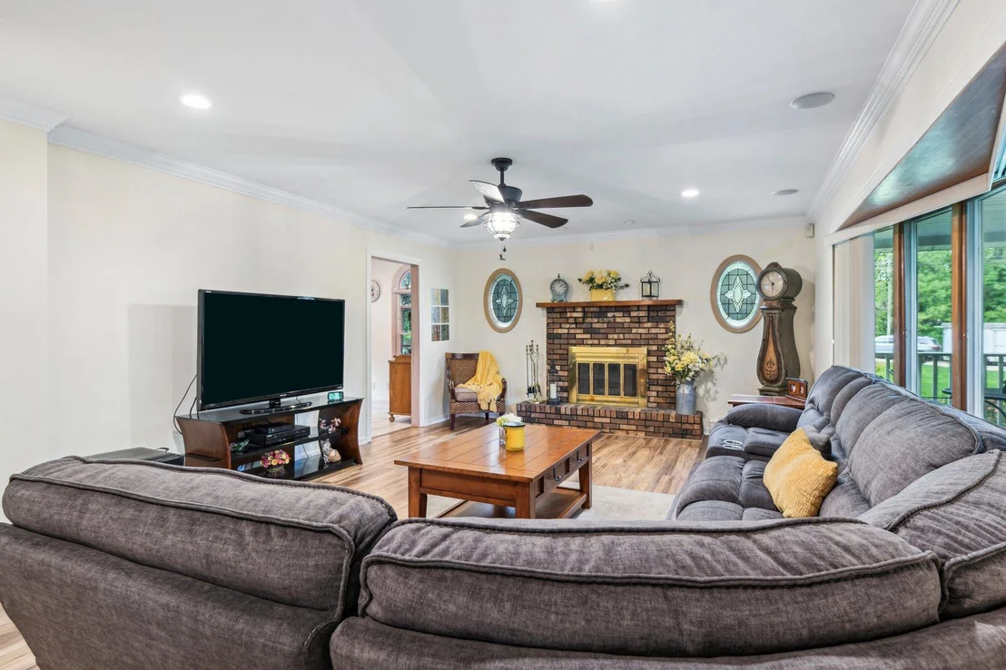 Photo of 8 Clover Drive