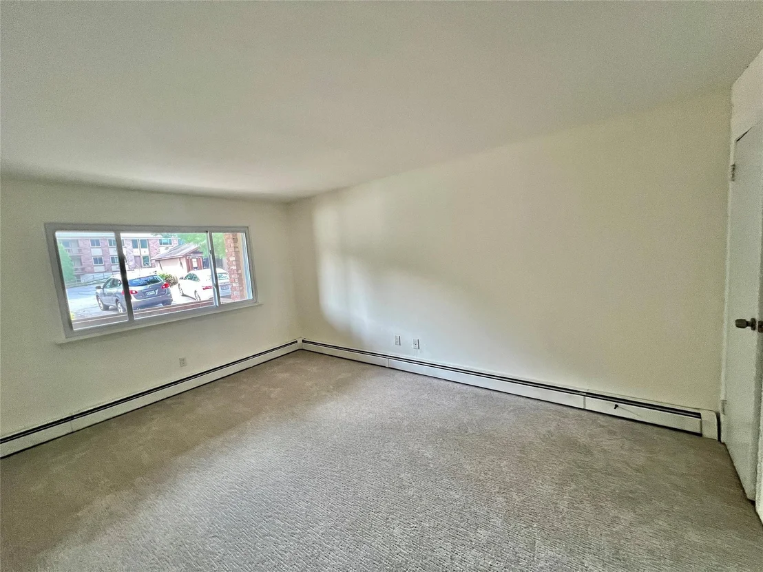 Photo of Unit P at 2 Woods End Circle