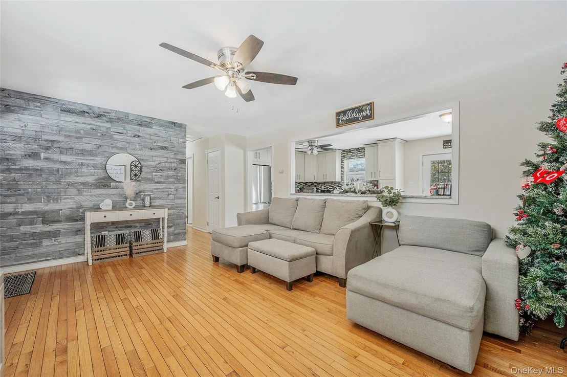 Photo of 126 Floyd Road