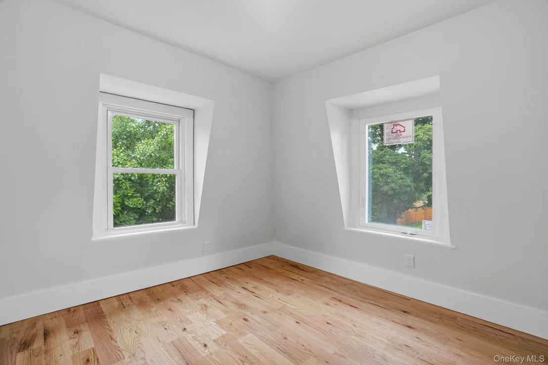 Photo of 10 Robinson Street