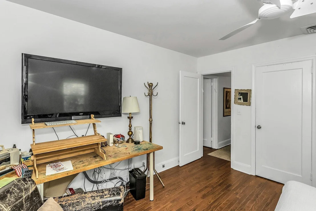 Photo of 140 Mitchell Avenue