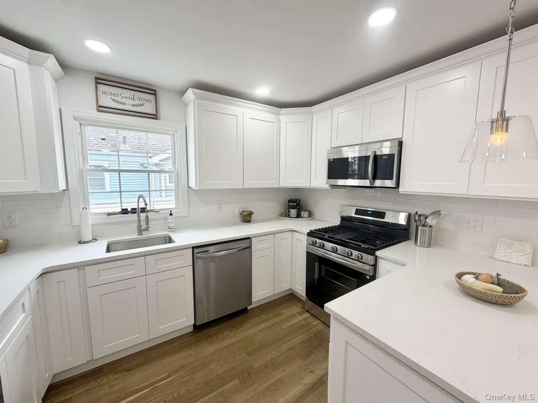 Photo of 20 Iris Avenue