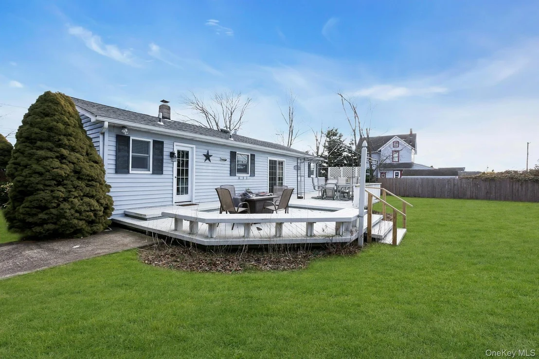 Photo of 358 Rider Avenue