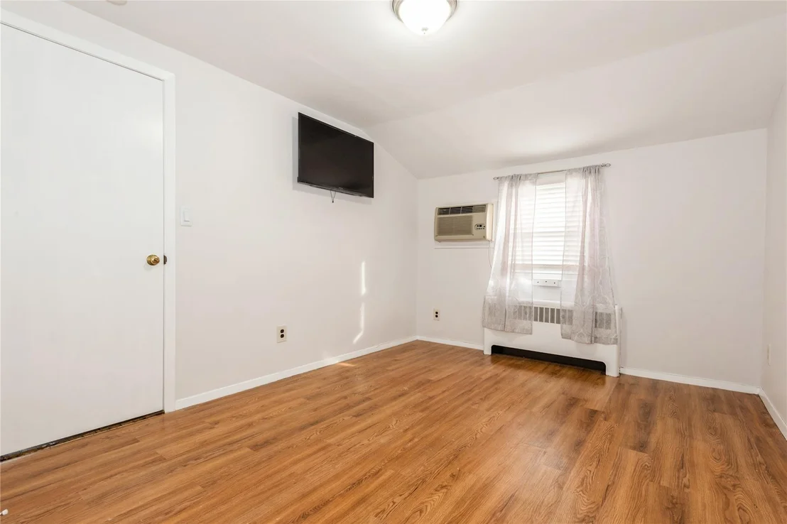Photo of 8 Sandy Lane