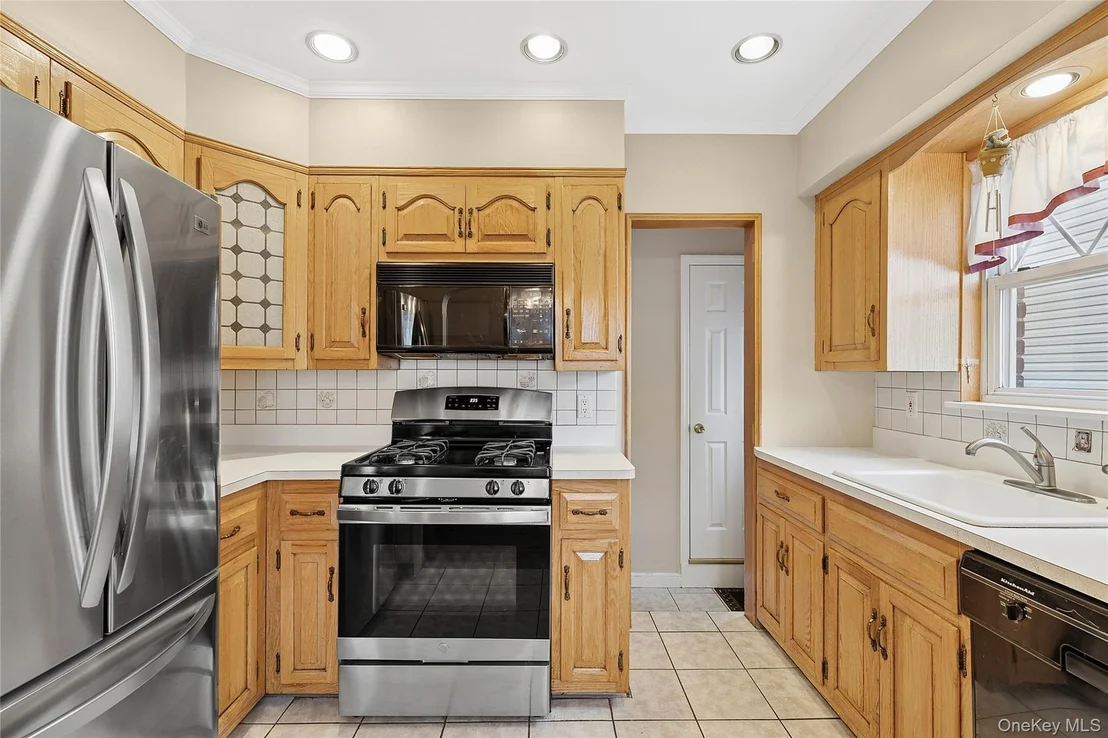 Photo of 144 Rintin Street