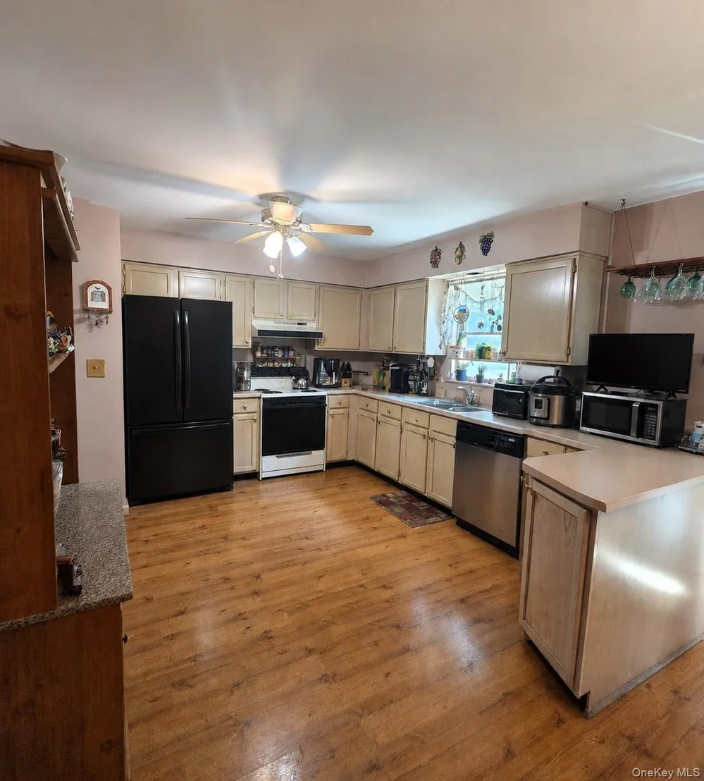 Photo of 10 Andre Drive