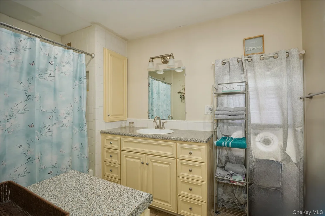 Photo of 17 Derick Drive