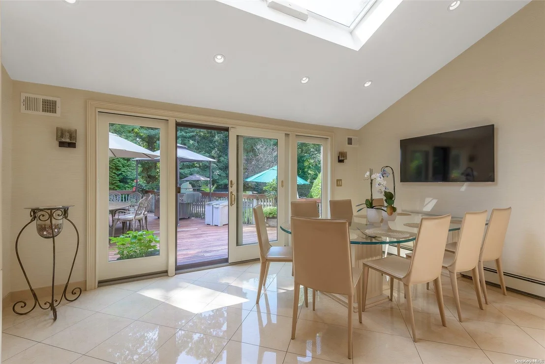Photo of 4 Summerwind Drive
