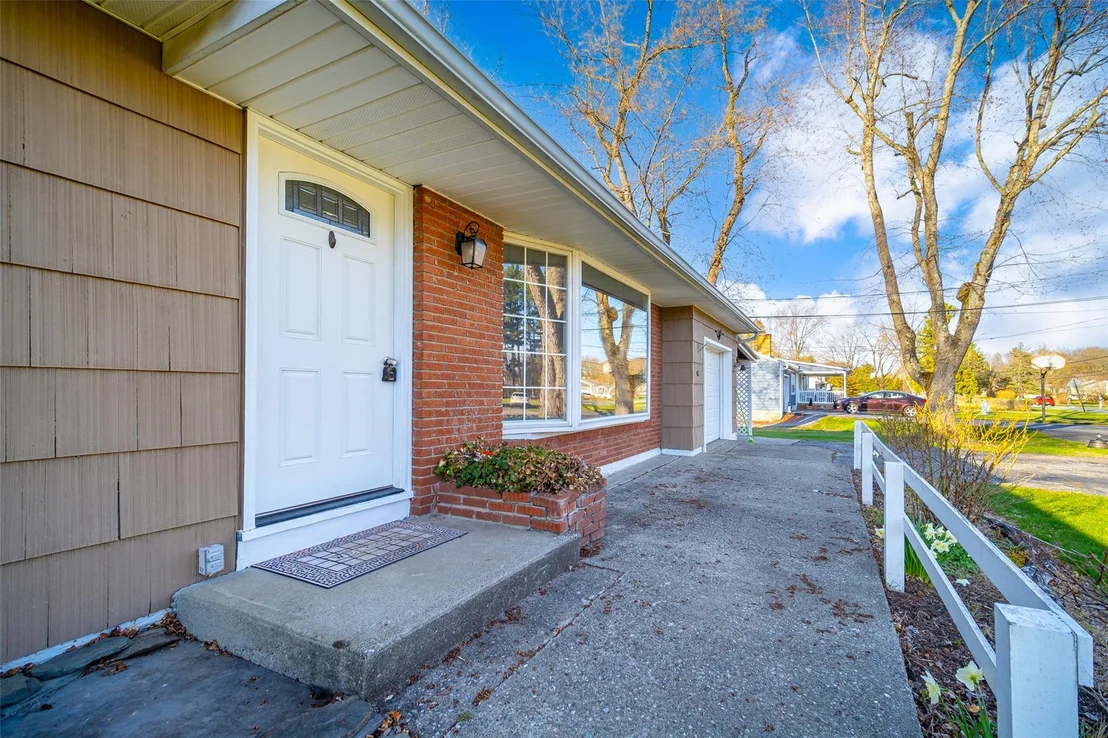 Photo of 43 Brown Road