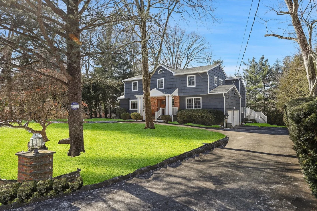 Photo of 5 Country Ridge Circle