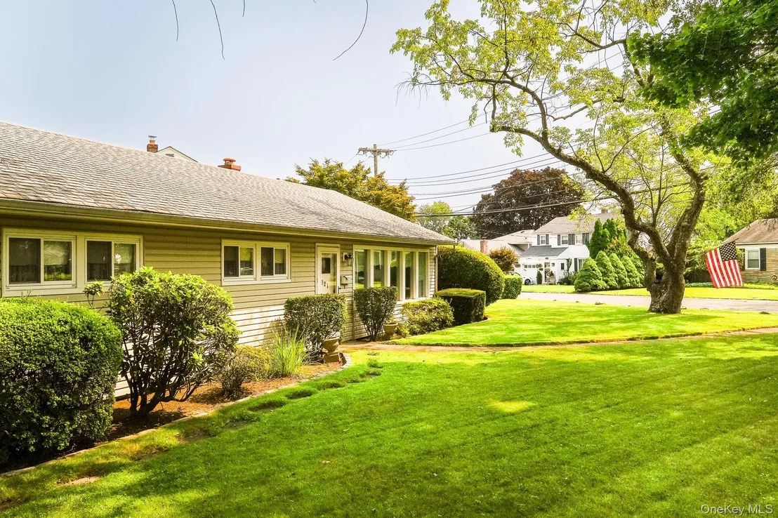 Photo of 121 Windermere Drive