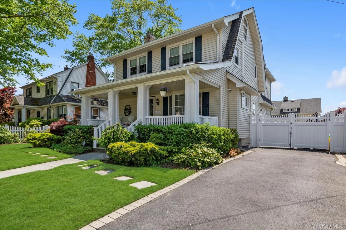 Photo of 5 Lloyd Avenue