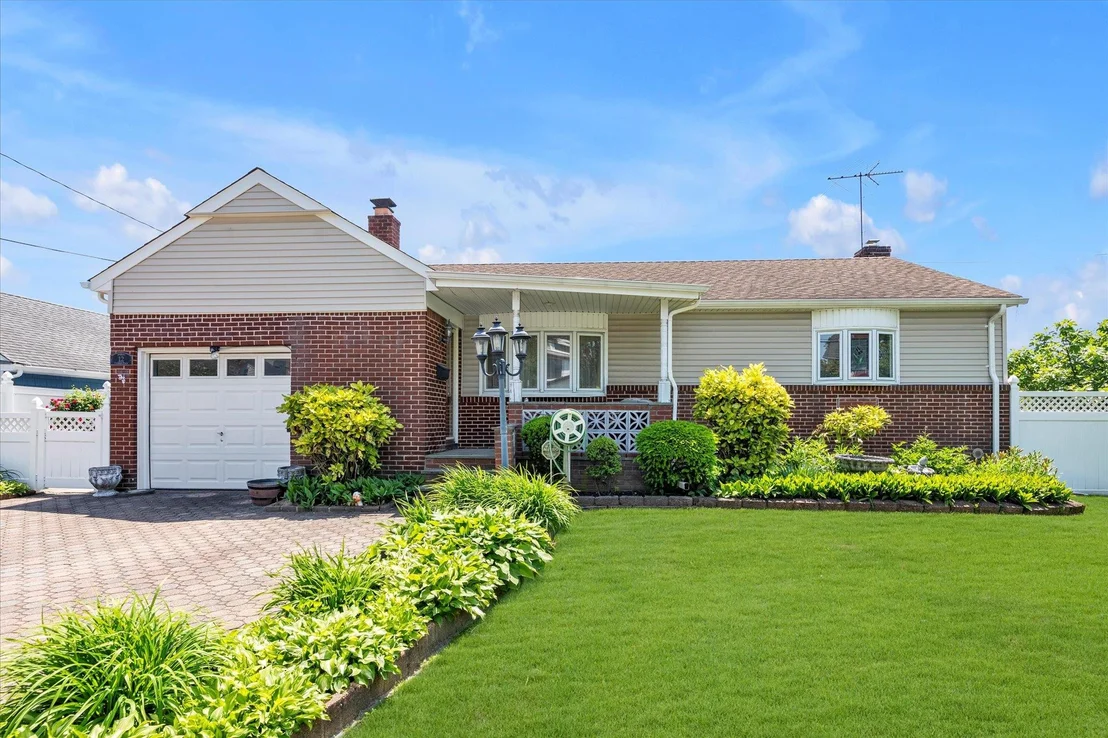 Photo of 12 Crowell Place