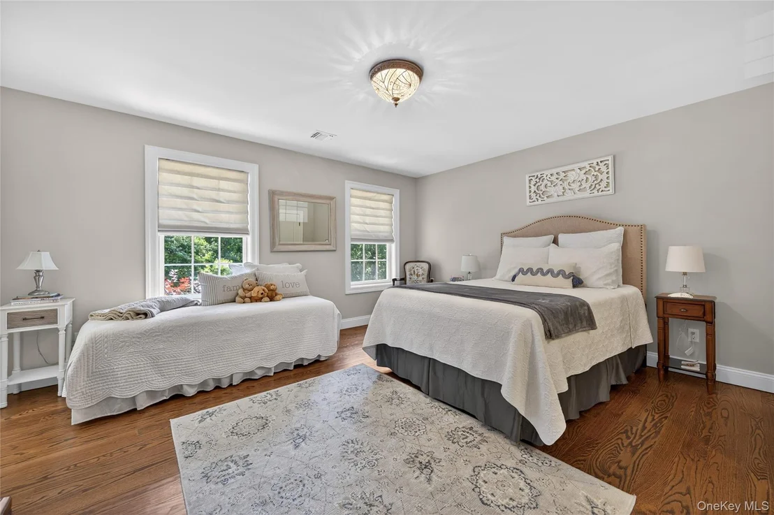 Photo of 261 Harbor Road