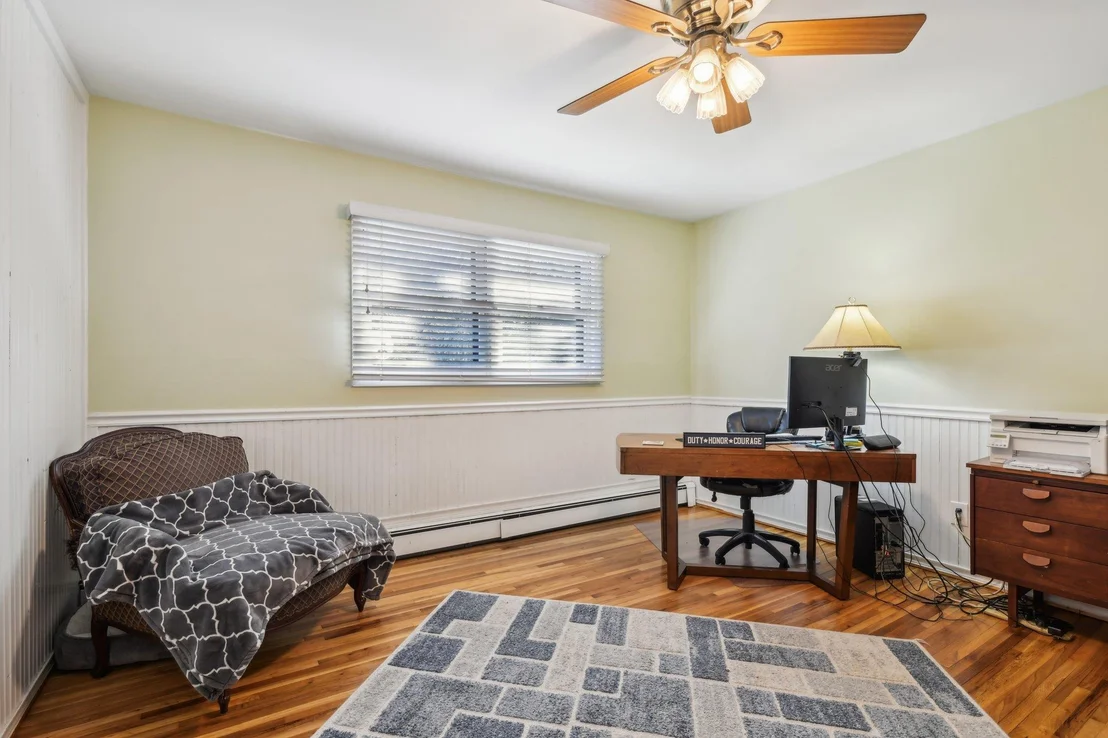 Photo of 111 Lone Oak Path