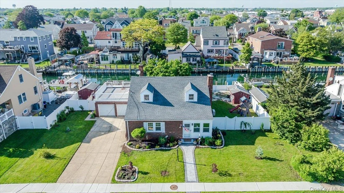 Photo of 48 W 3rd Street