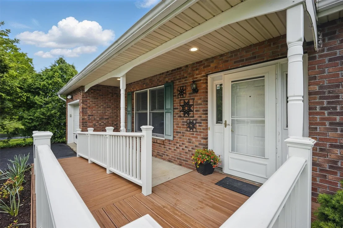 Photo of 7 Mailler Avenue