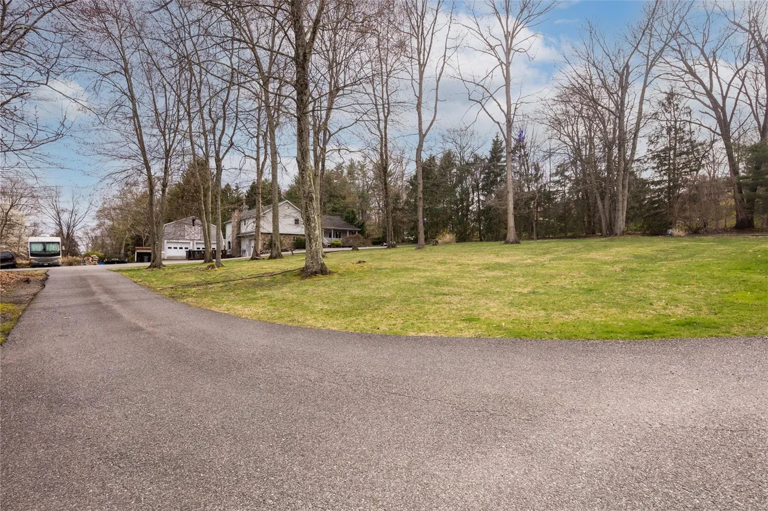 Photo of 14 Hilltop Road