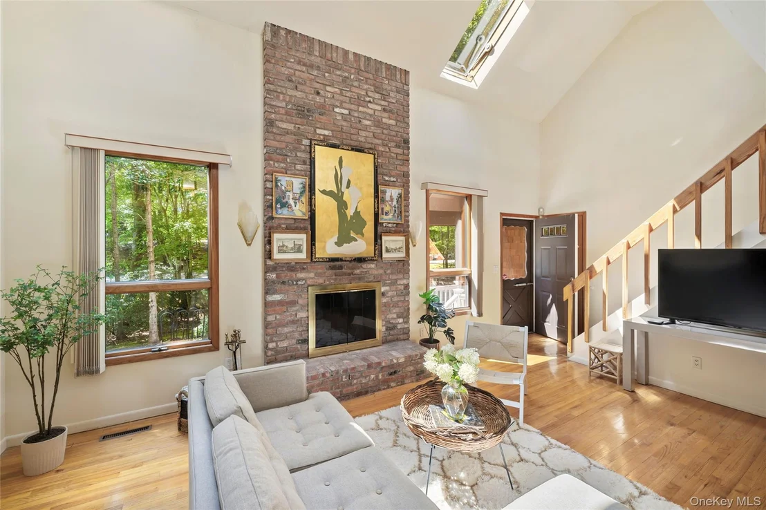 Photo of 69 Glenview Drive