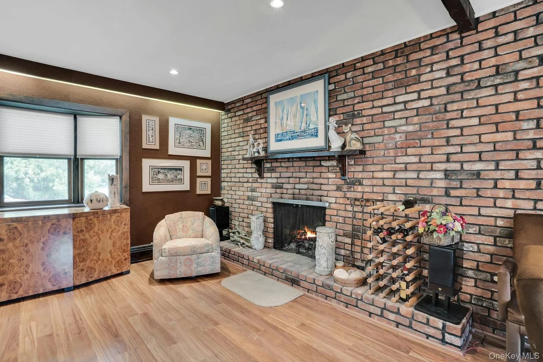 Photo of 27 Arcadia Drive
