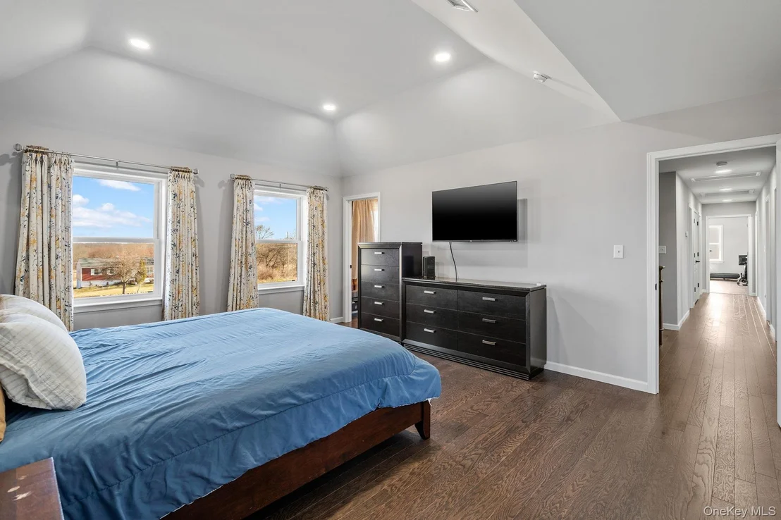 Photo of 10 Harrier Ridge Drive