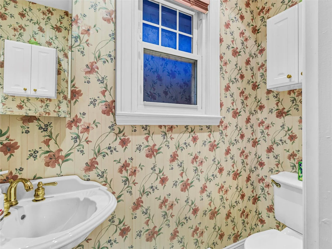 Photo of 108 Vincent Avenue