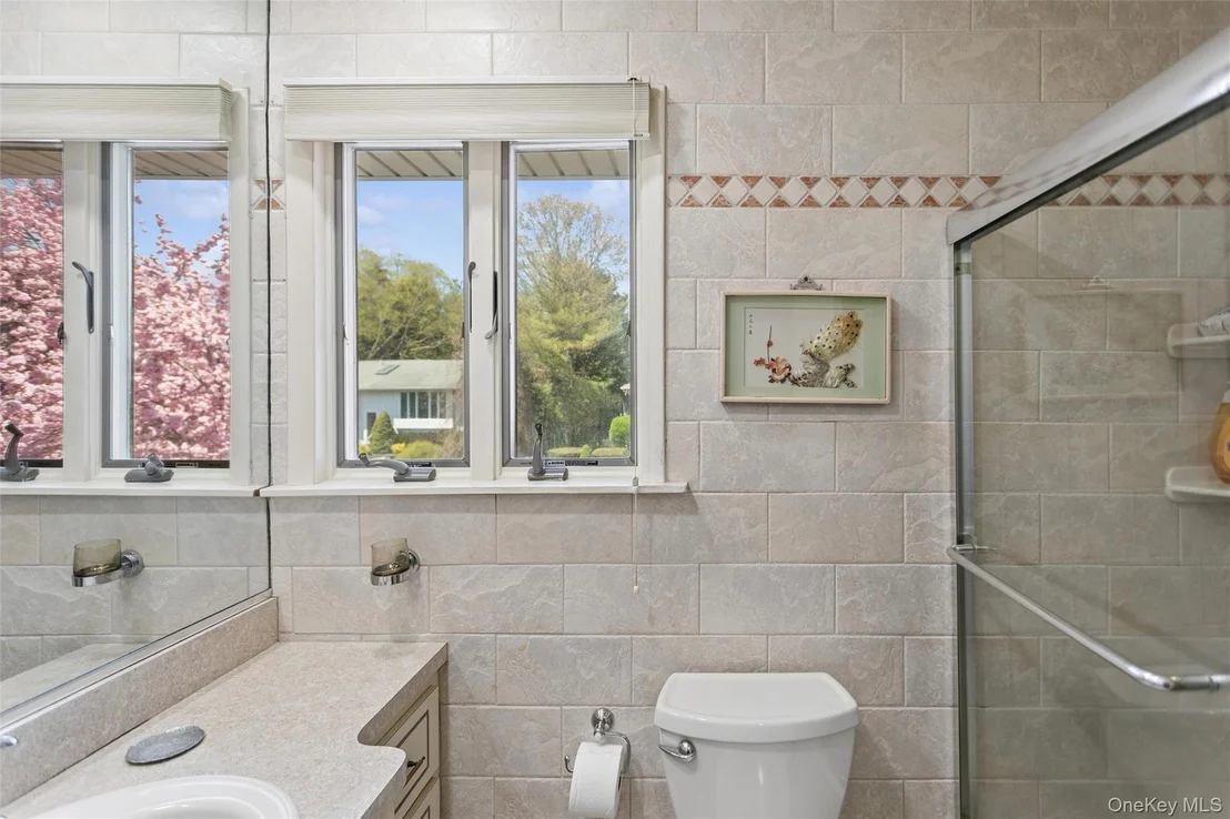 Photo of 49 Saratoga Drive