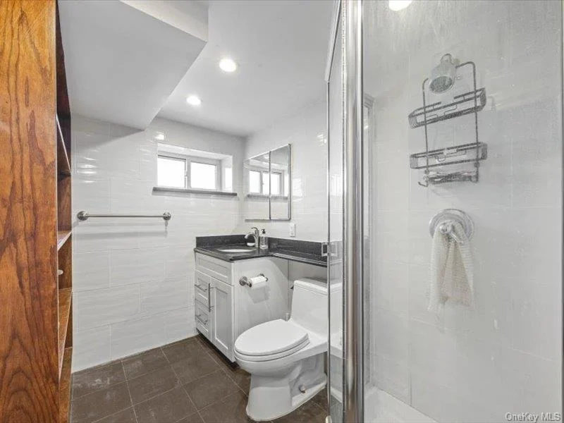 Photo of 844 Flanders Drive