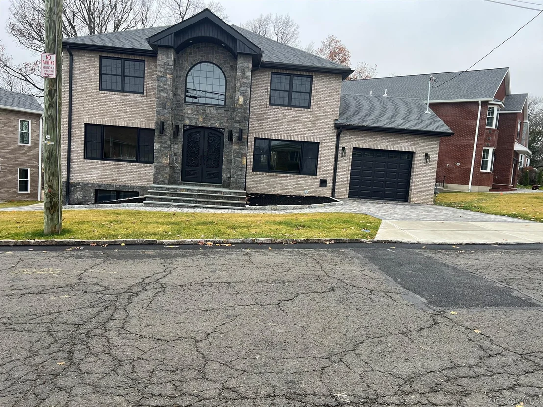 Photo of 19 Sunlight Hill
