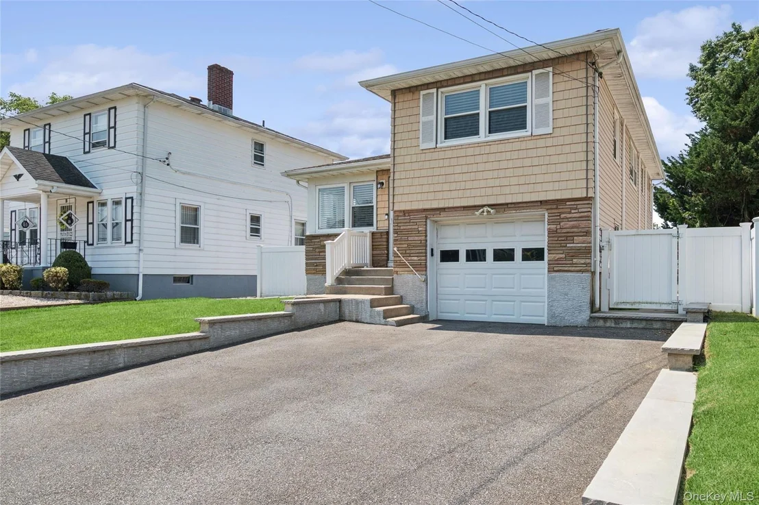 Photo of 83 Scarcliffe Drive