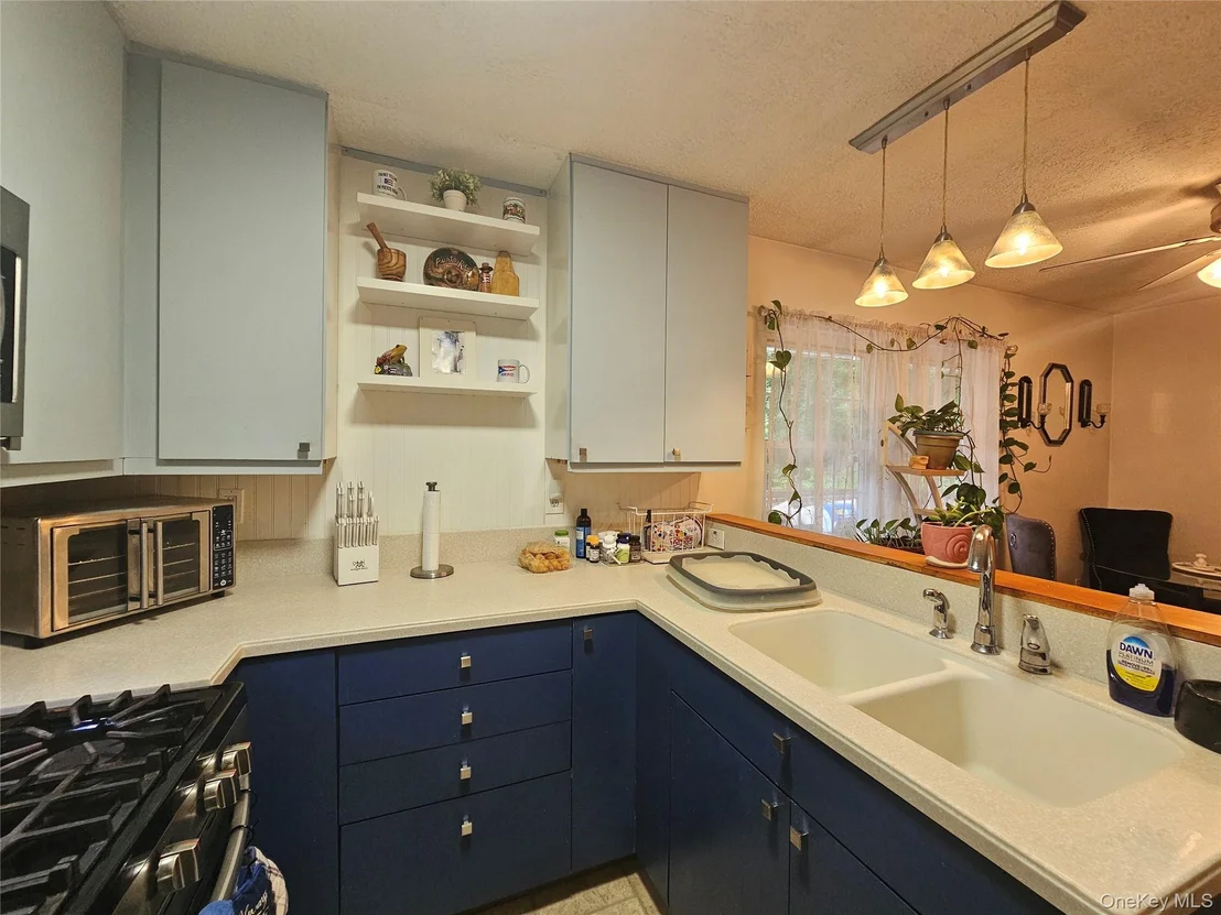 Photo of 4 Pinegrove Drive