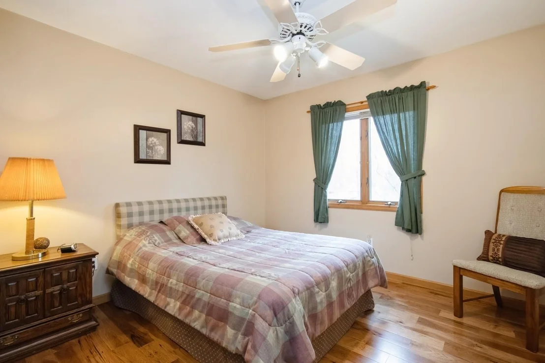 Photo of 12 Red Oak Lane