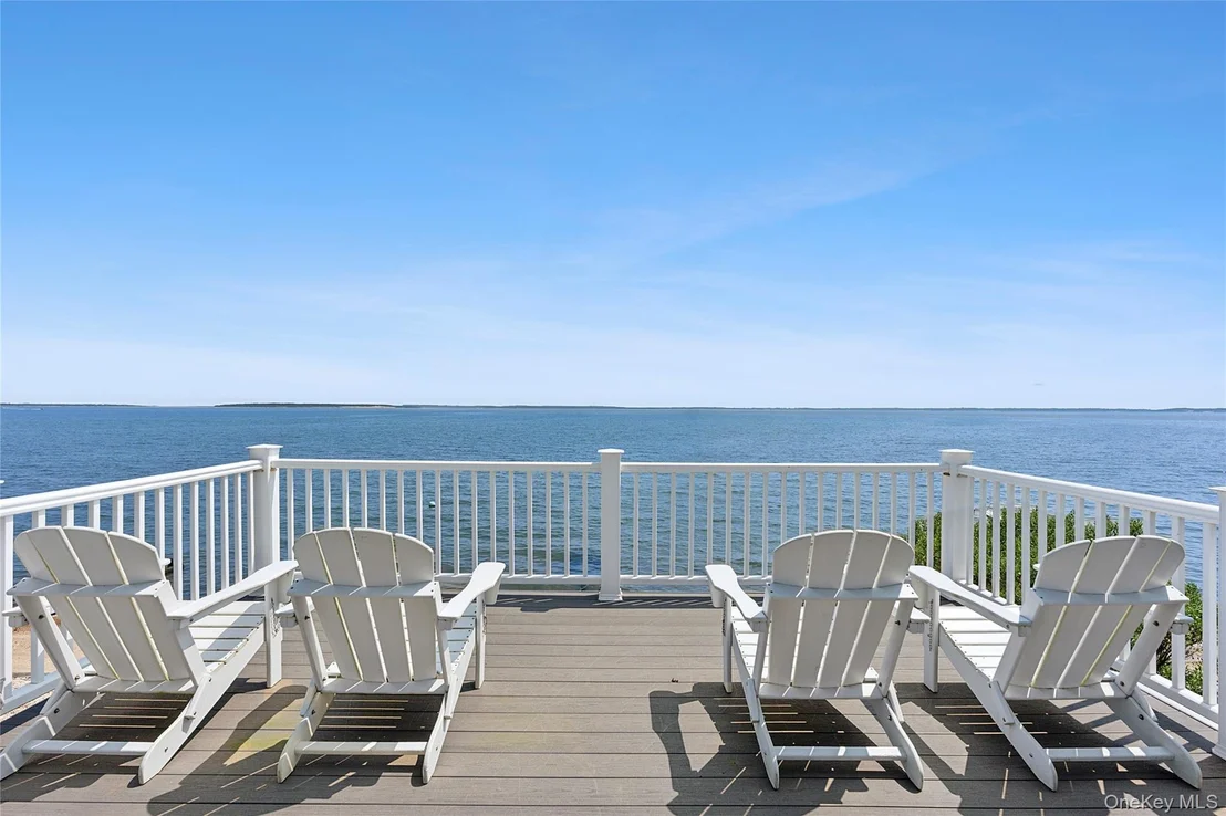 Photo of 5218 Peconic Bay Boulevard
