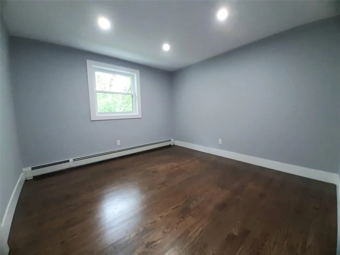 Photo of 495 Stanton Terrace
