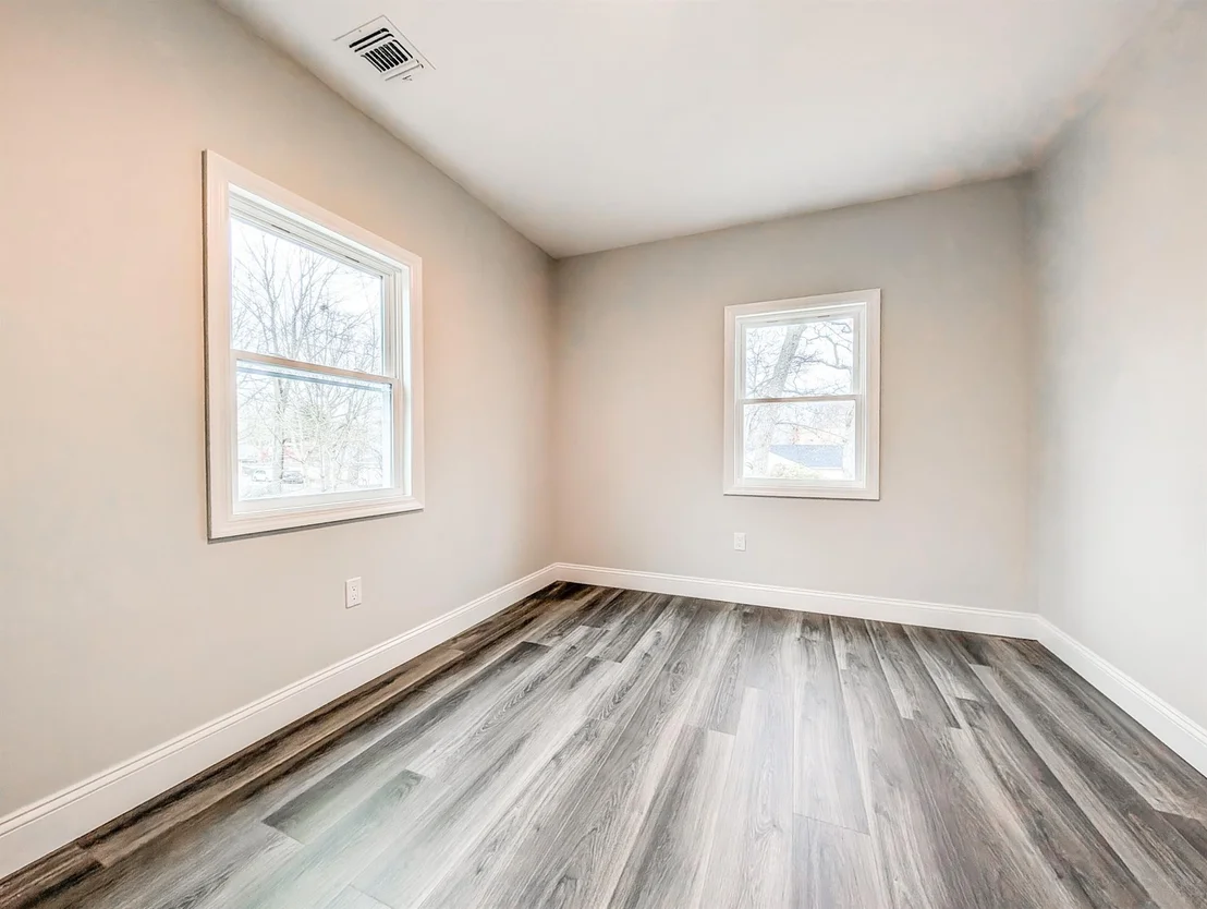 Photo of 206 Longfellow Drive