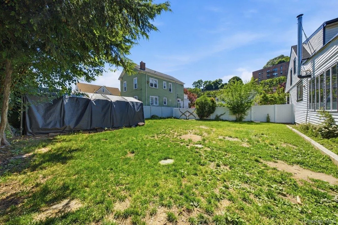Photo of 172 Crescent Place