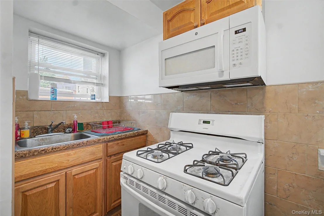 Photo of 1608 Merry Avenue