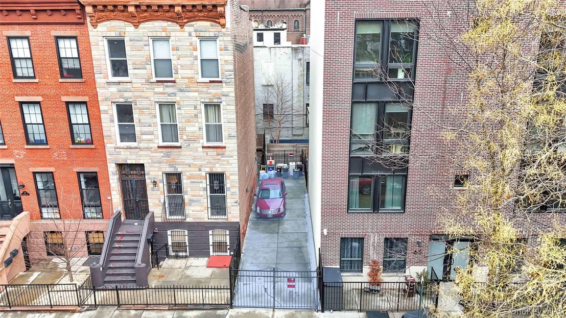 Photo of 63 Irving Place