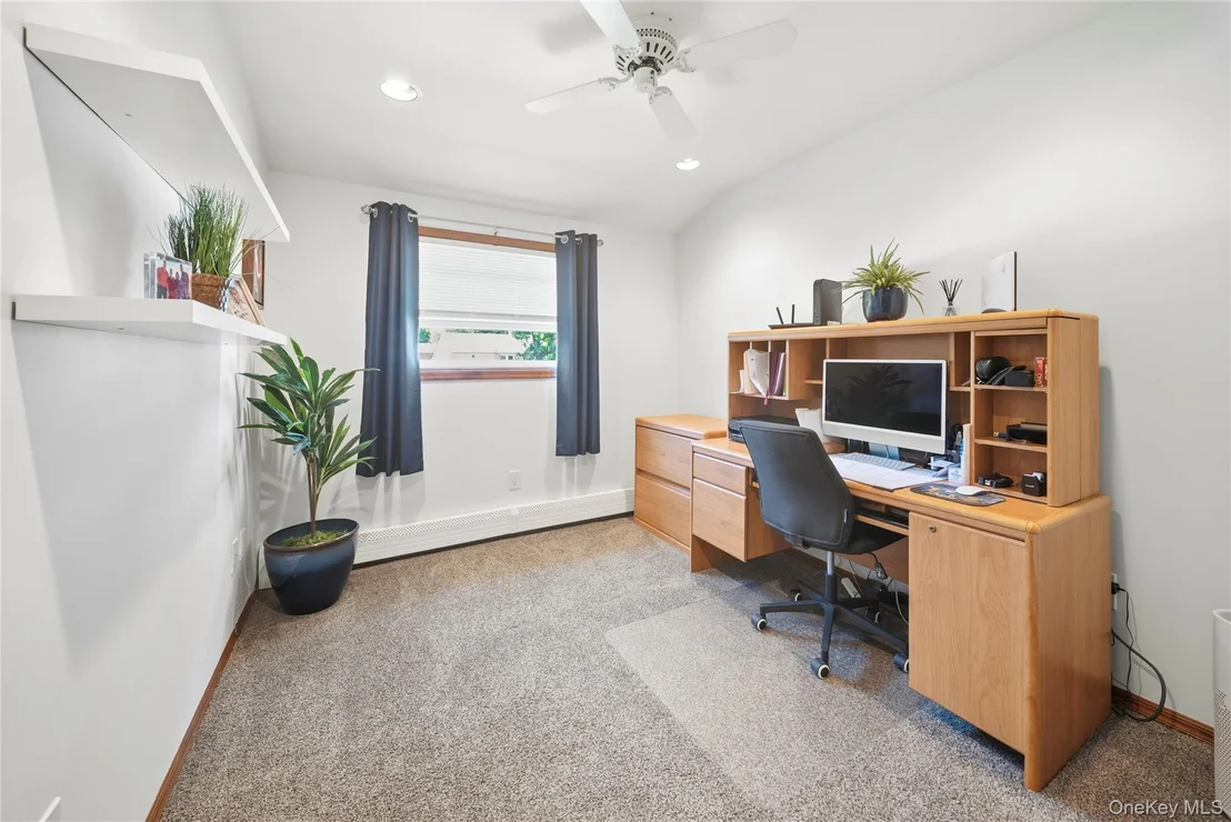 Photo of 23 Selden Boulevard