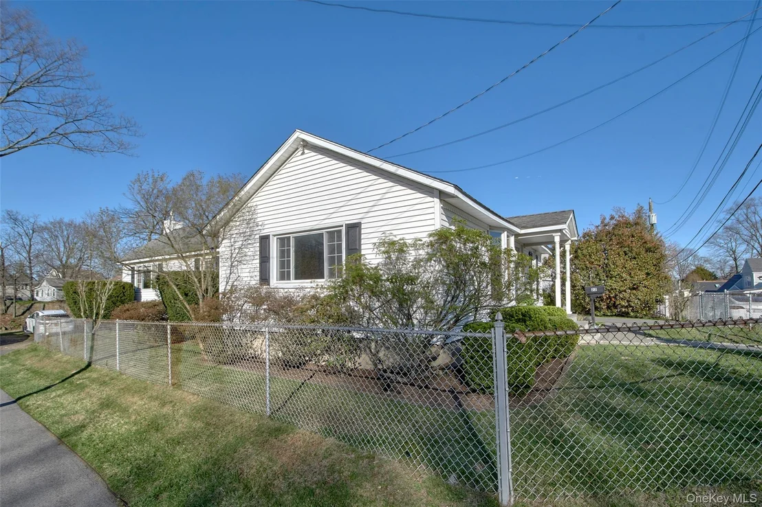 Photo of 22 Ridgeland Terrace