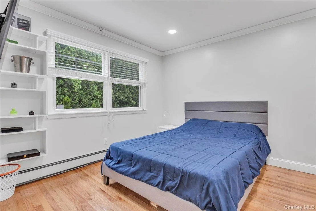 Photo of 21 Buttonwood Drive
