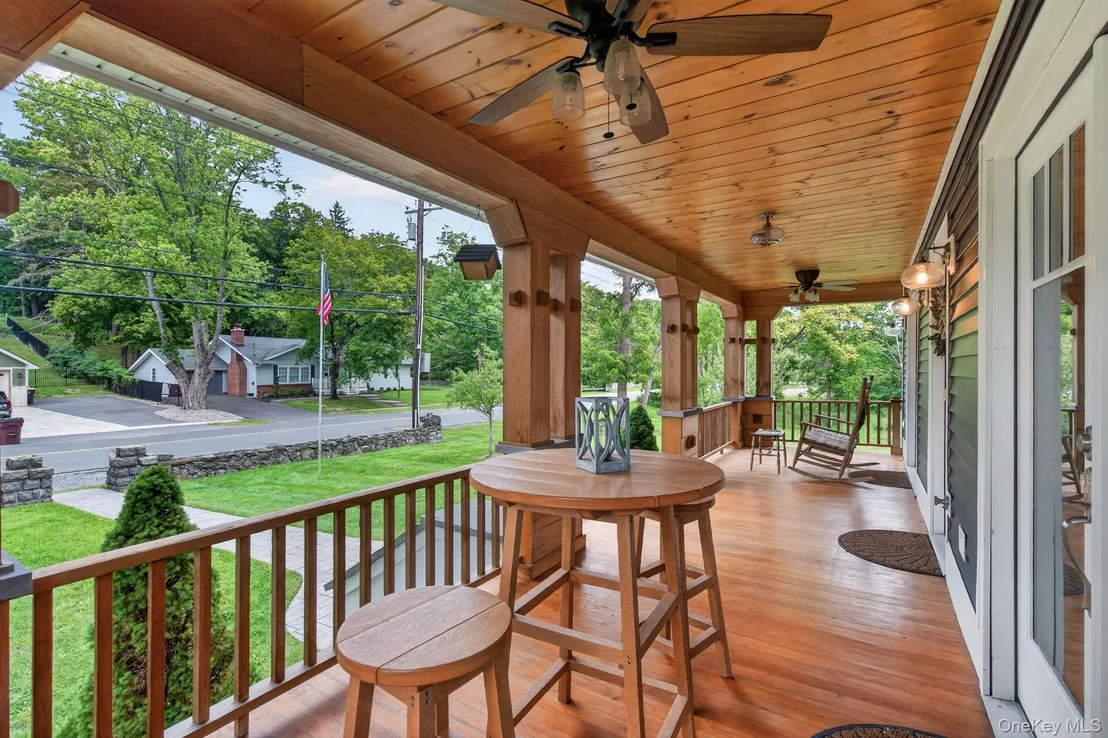 Photo of 42 Colonial Avenue