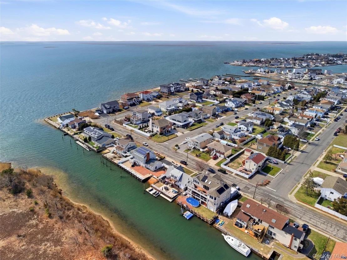 Photo of 184 Inlet Drive