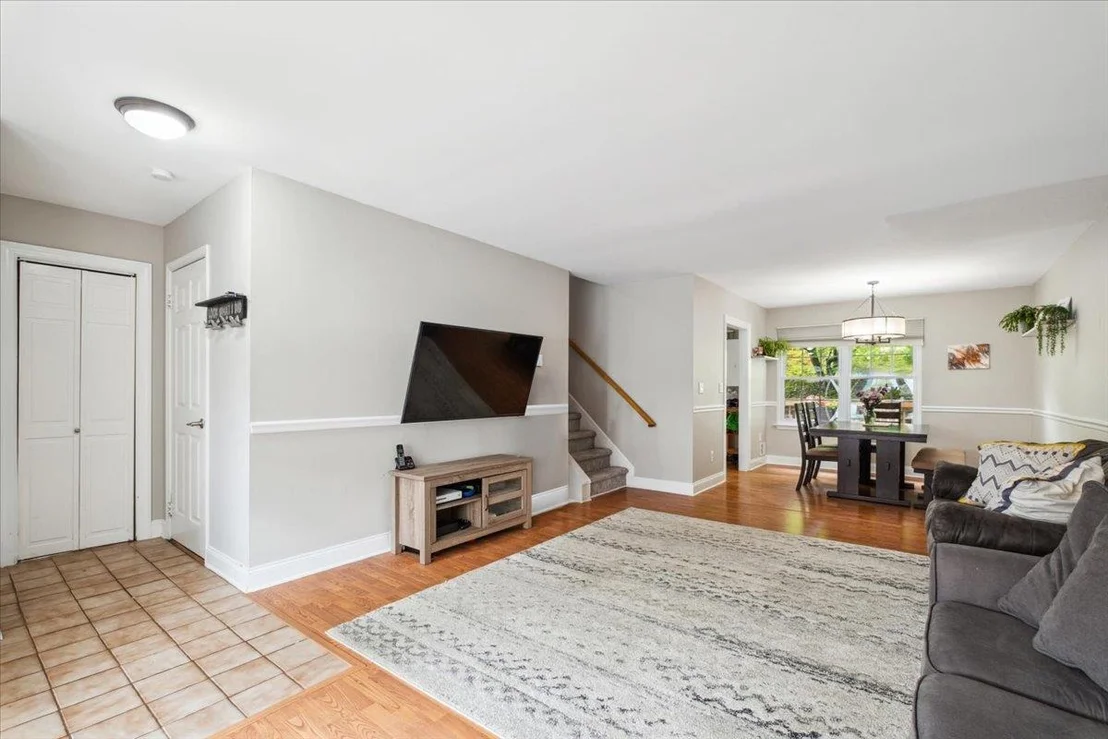 Photo of 24 Poplar Circle